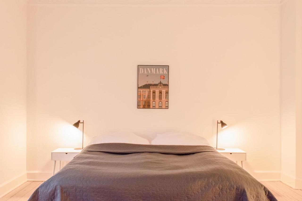 Bright And Spacious Apartment In Downtown Arhus Bagian luar foto