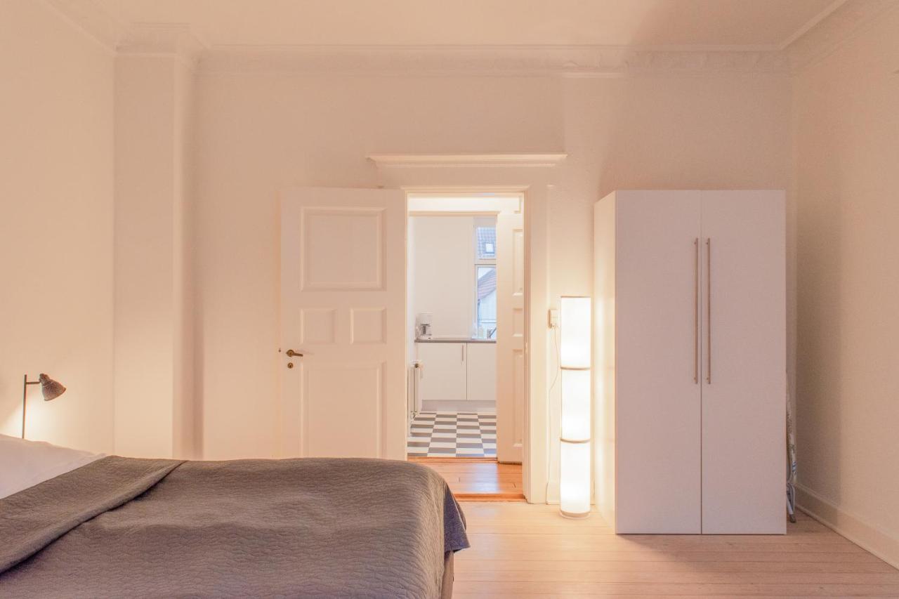 Bright And Spacious Apartment In Downtown Arhus Bagian luar foto